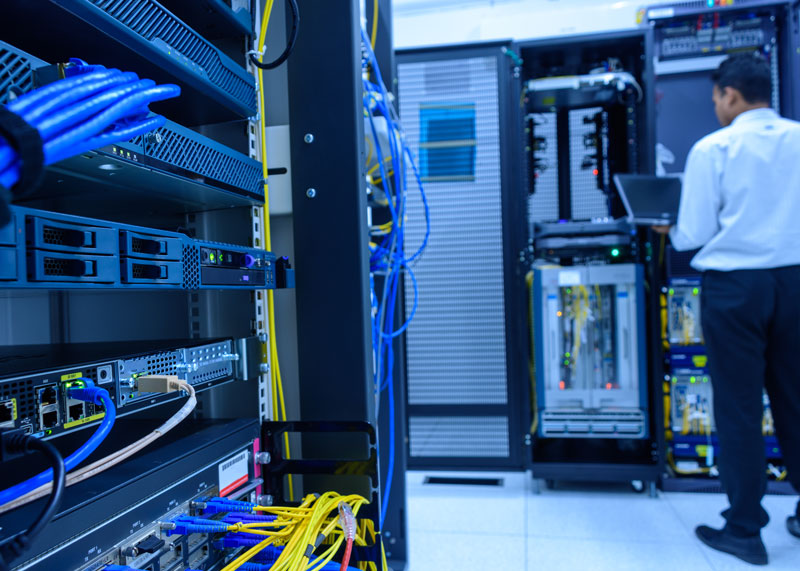 Network Infrastructure & Rack Installation